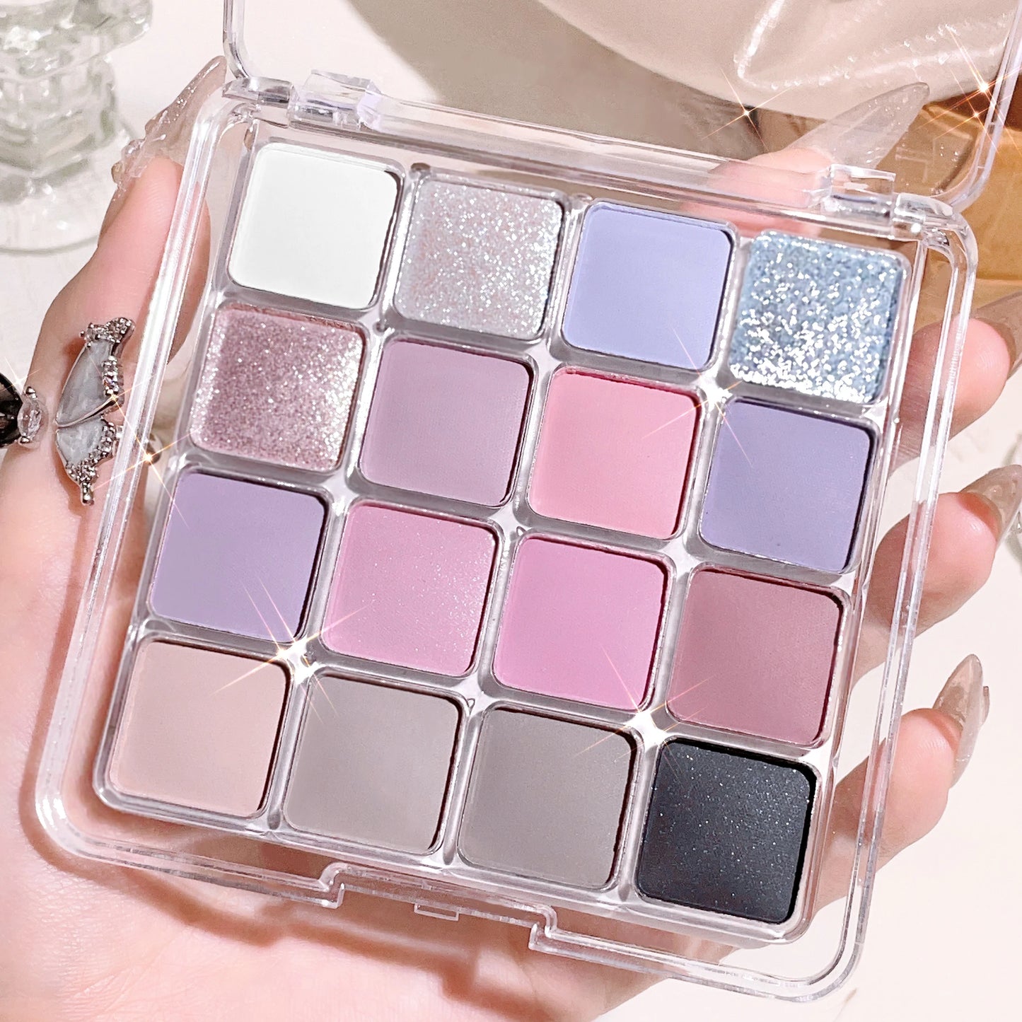 XIAOYUMI 16-Color Eyeshadow Palette