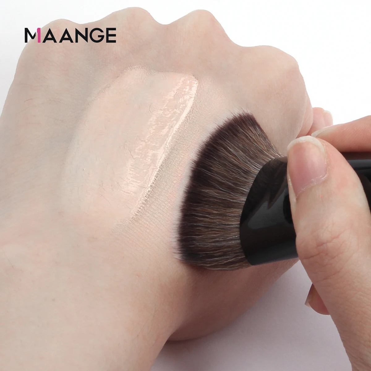 Maange Premium Foundation Brush