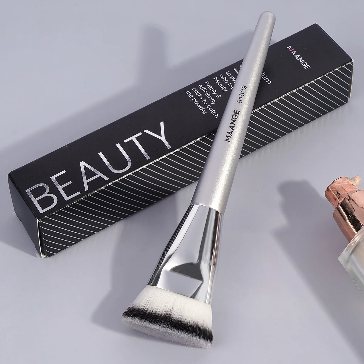 Maange Premium Foundation Brush