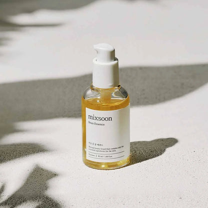 Mixsoon bean essence exfoliating moisturizing hydrating Korean skin care glass muscle hyaluronic acid essence deep hydrating